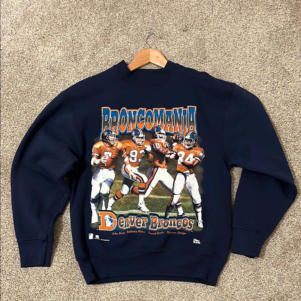 Denver Broncos Pro Player Navy Sweatshirt